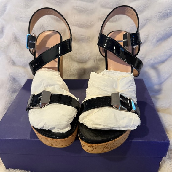 STUART WEITZMAN TWO MUCH WEDGE HEEL SANDAL SZ 9, RETAIL $345 New In Box - Picture 5 of 8